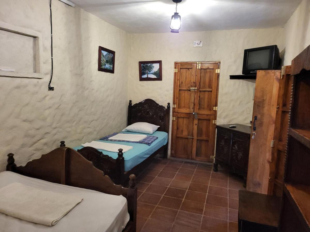 Hostal Casa De Las Gargolas Amapala Exteriör bild
