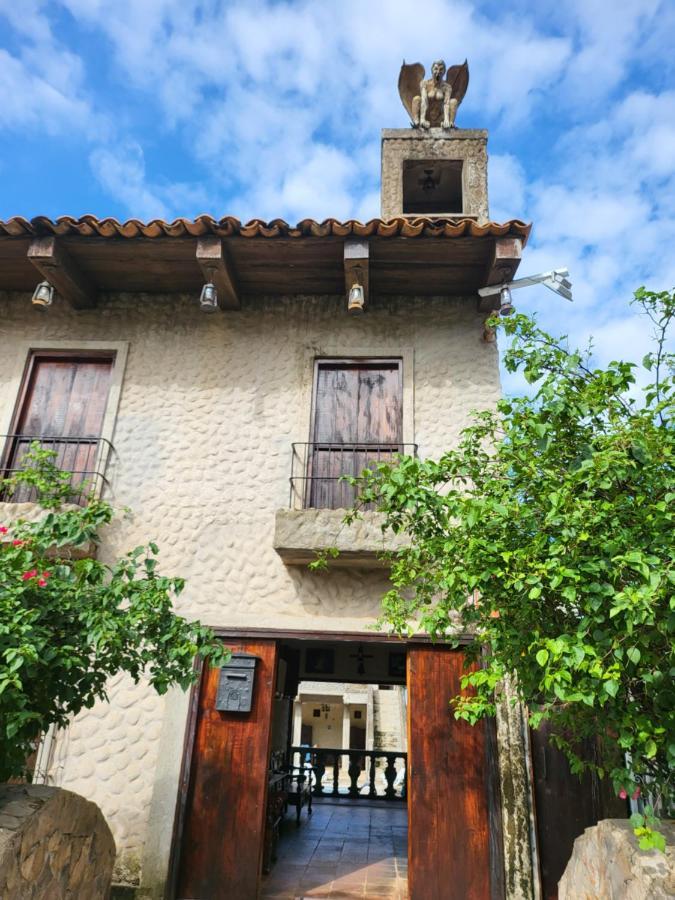 Hostal Casa De Las Gargolas Amapala Exteriör bild